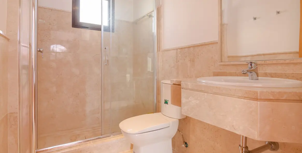 Short-term rent of penthouse in Casares Playa 16