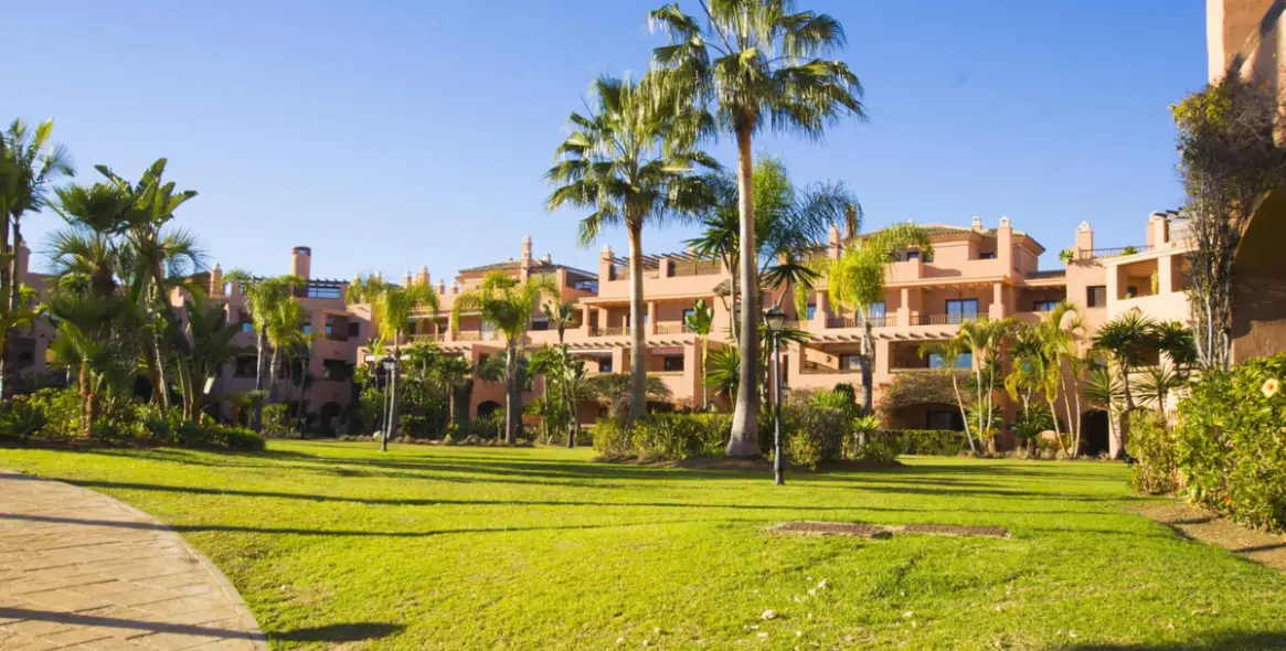 Краткосрочная аренда пентхауса в New Golden Mile 2