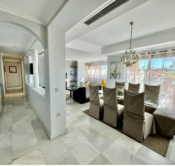 Краткосрочная аренда пентхауса в New Golden Mile