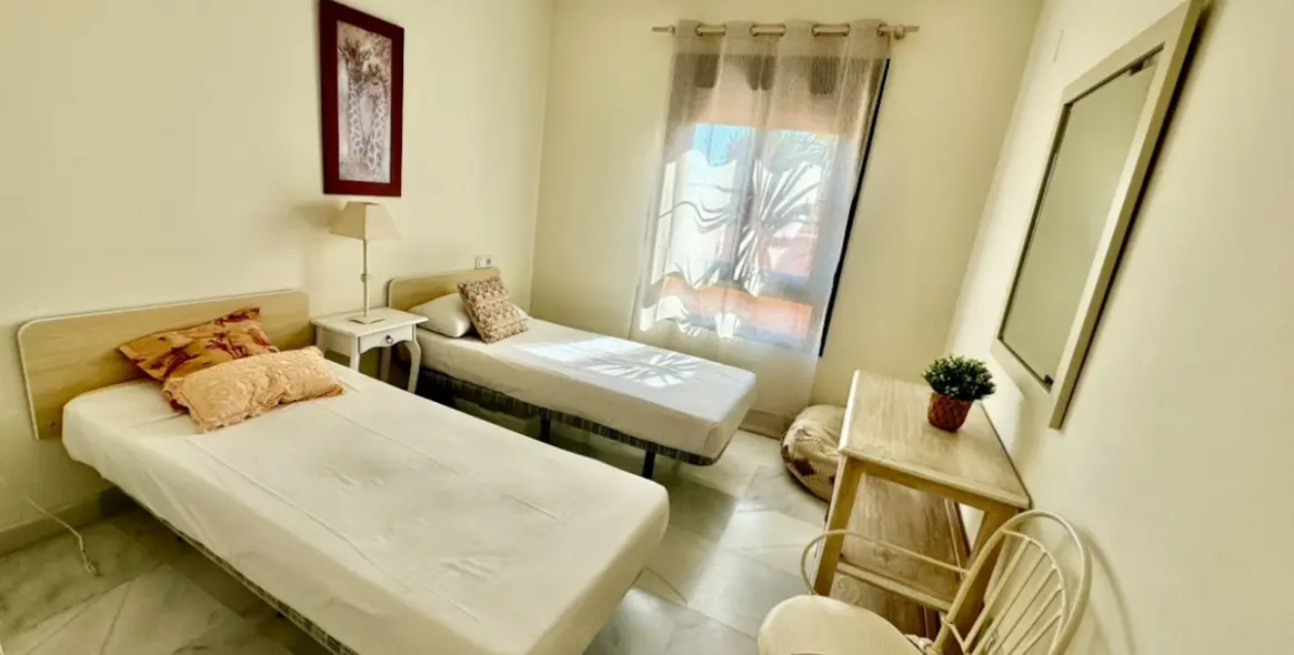 Краткосрочная аренда пентхауса в New Golden Mile 15