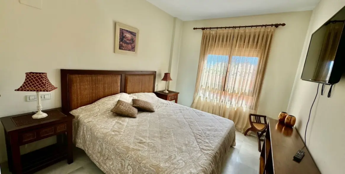 Краткосрочная аренда пентхауса в New Golden Mile 17