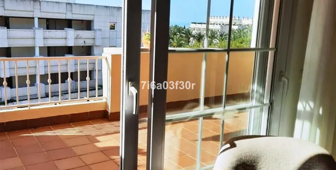 Long-term rent of penthouse in Marbella 9