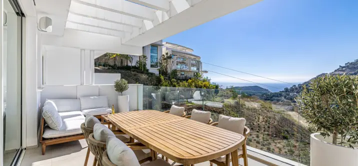 Alquiler a corto plazo de apartamento en planta media en Ojén 0