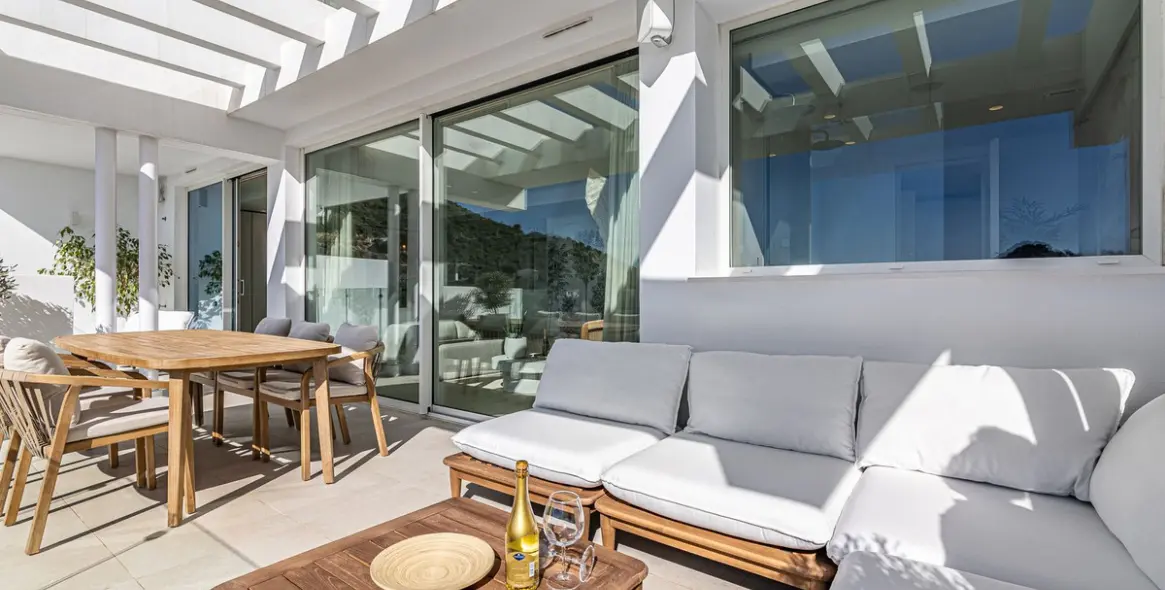 Краткосрочная аренда апартаментов на среднем этаже в Ojén 21