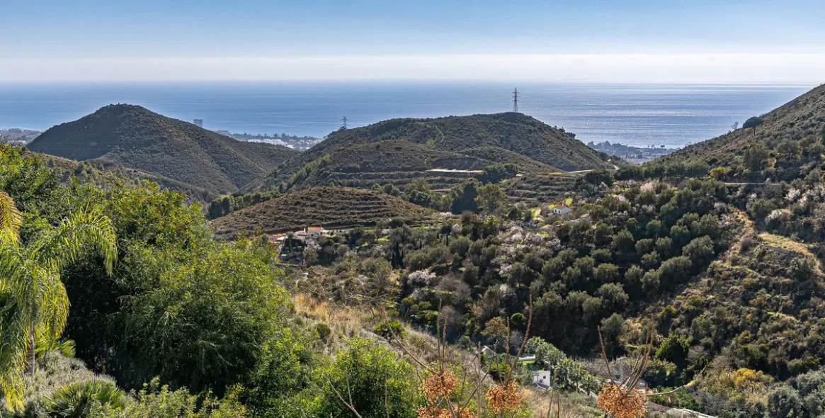 Краткосрочная аренда апартаментов на среднем этаже в Ojén 22