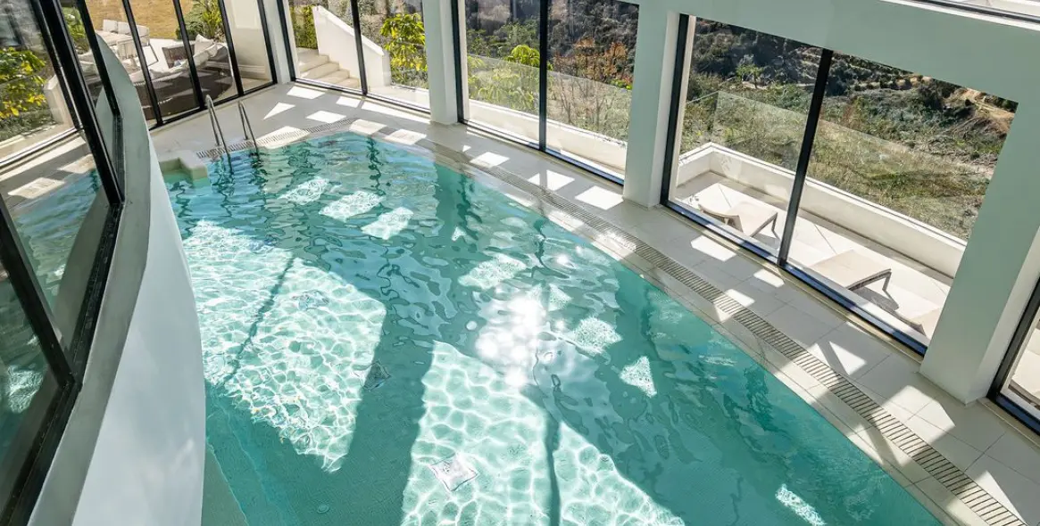 Краткосрочная аренда апартаментов на среднем этаже в Ojén 29