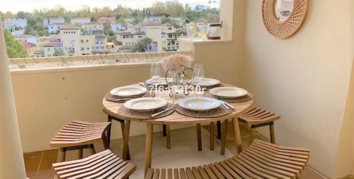 Краткосрочная аренда двухуровневого пентхауса в Guadalmina Alta 15