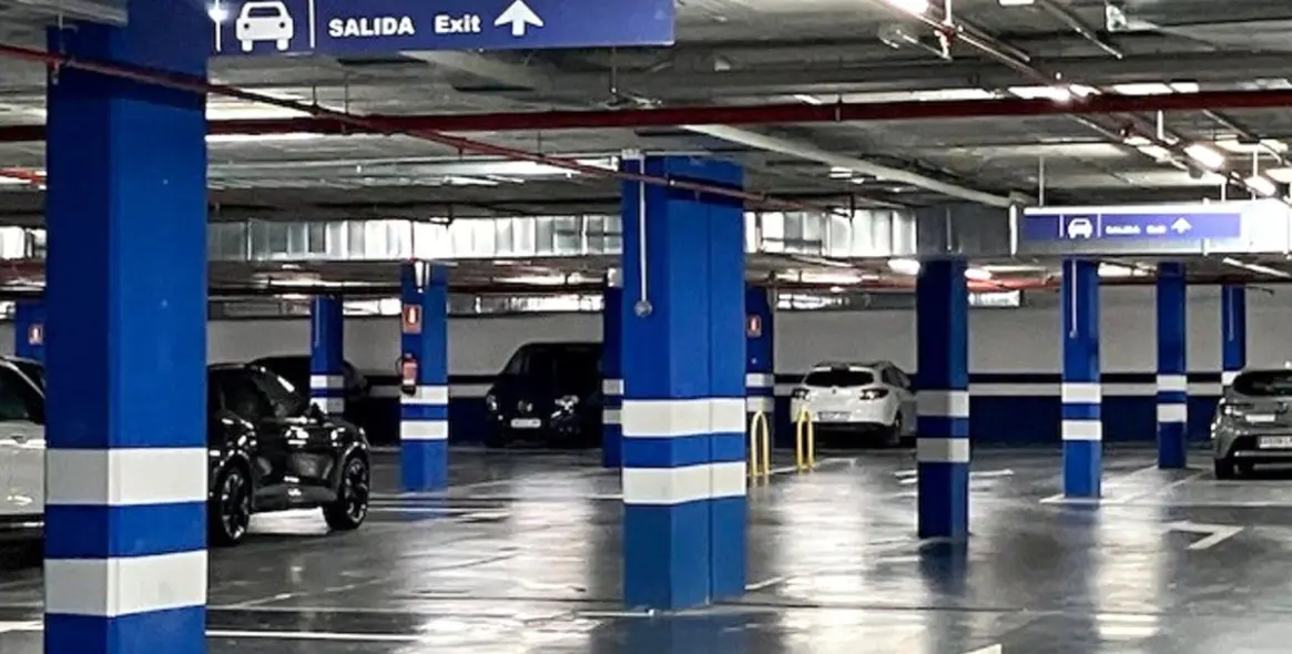 Long-term rent of garage in Marbella 3