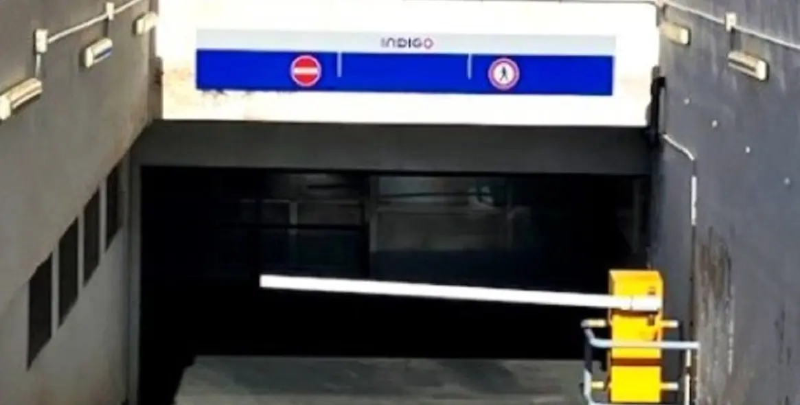 Long-term rent of garage in Marbella 10