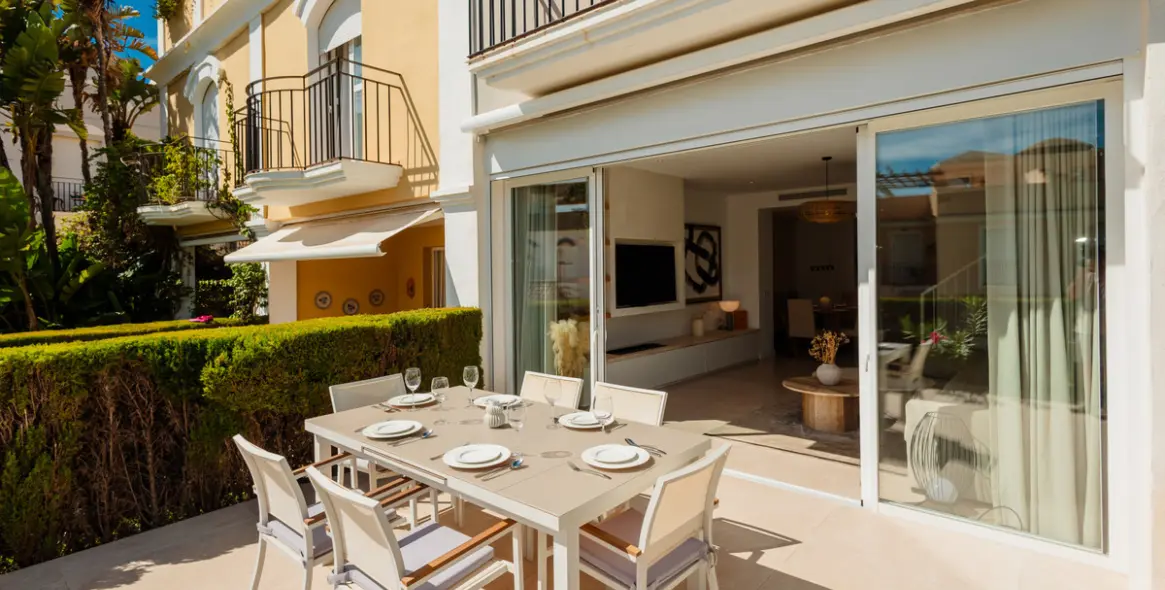 Long-term rent of semi-detached house in Bahía de Marbella 5