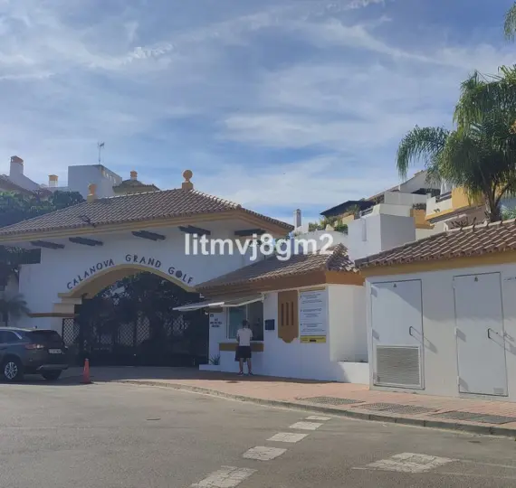 Long-term rent of parking space in La Cala