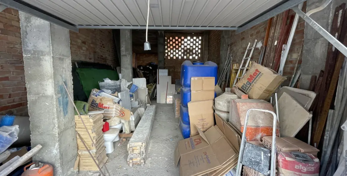 Long-term rent of shop in Estepona 3