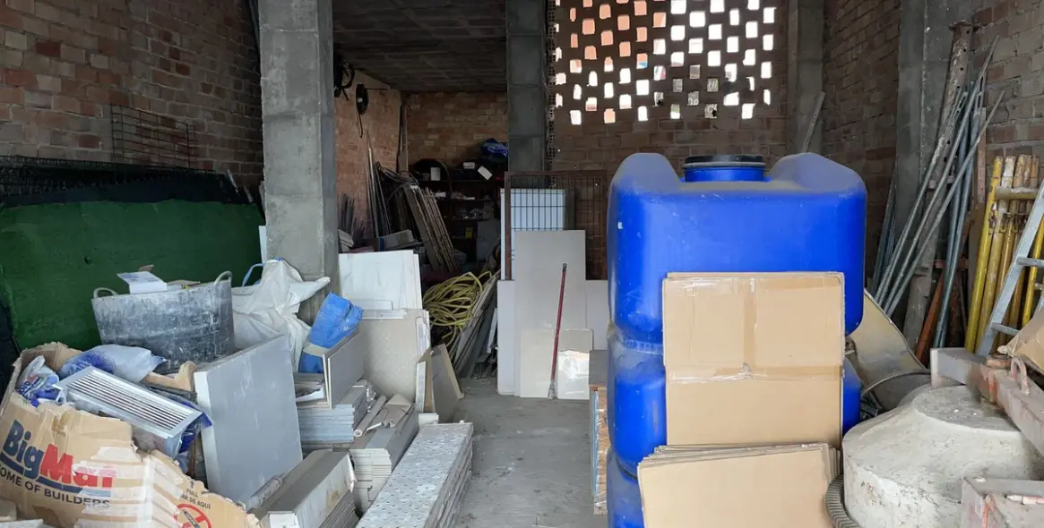 Long-term rent of shop in Estepona 7