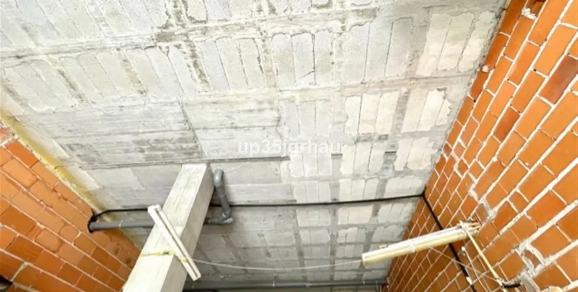 Long-term rent of commercial premises in Estepona 4