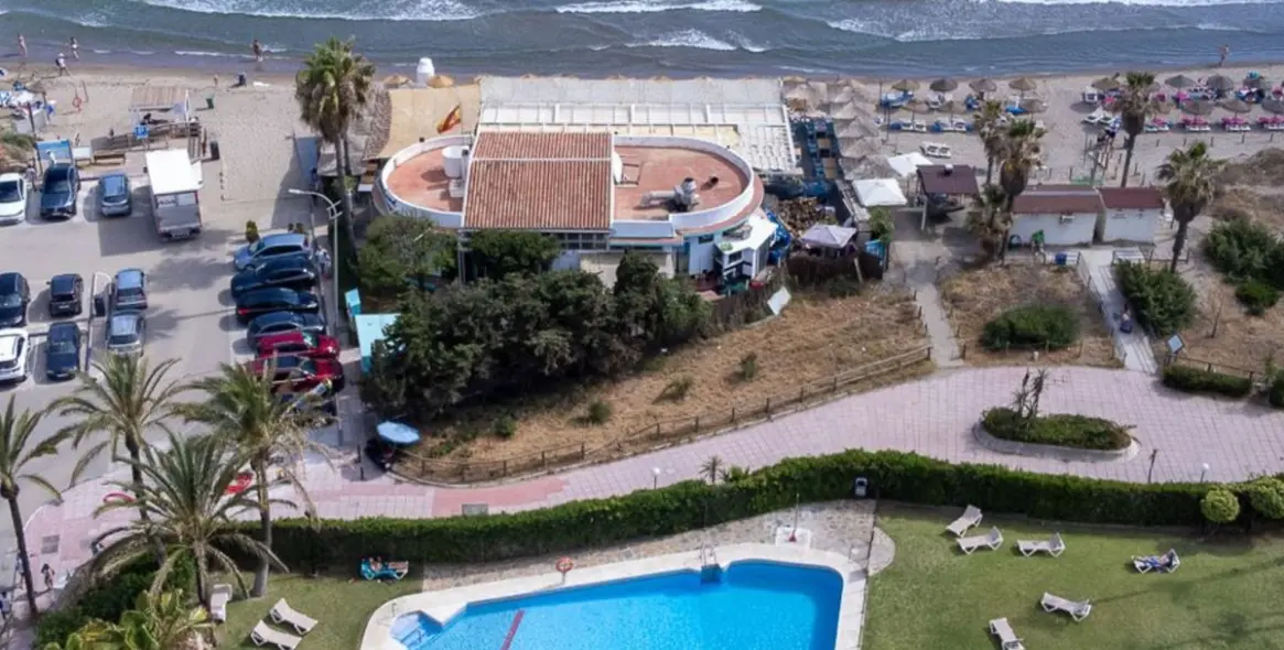 Long-term rent of middle floor apartment in Elviria 8