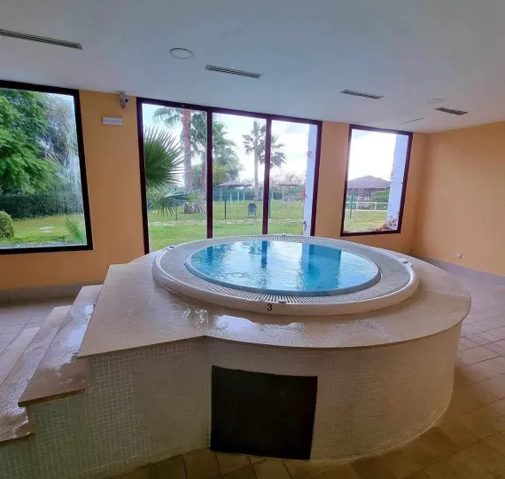 Long-term rent of penthouse in Benahavís