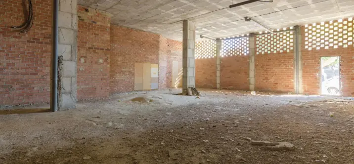 Long-term rent of commercial premises in Teatinos 0