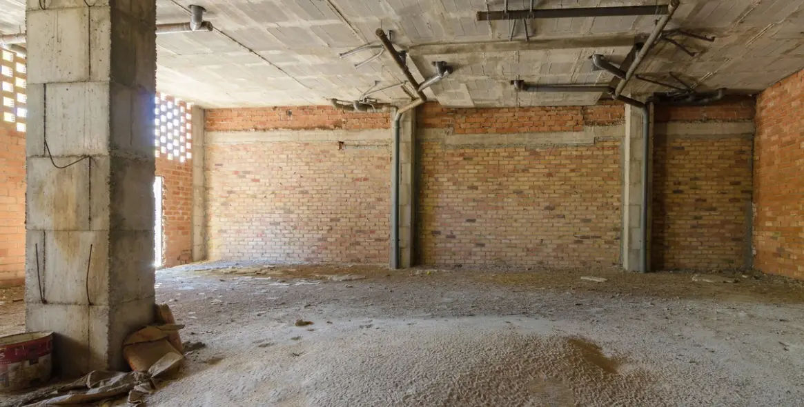 Long-term rent of commercial premises in Teatinos 3