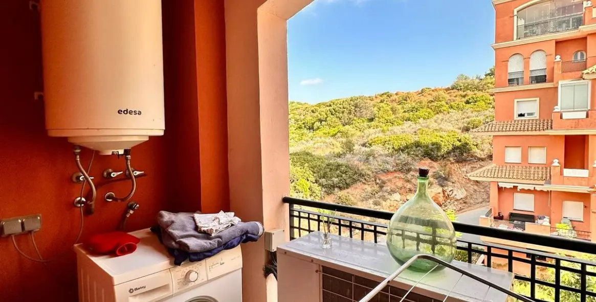 Долгосрочная аренда апартаментов на среднем этаже в La Duquesa 19