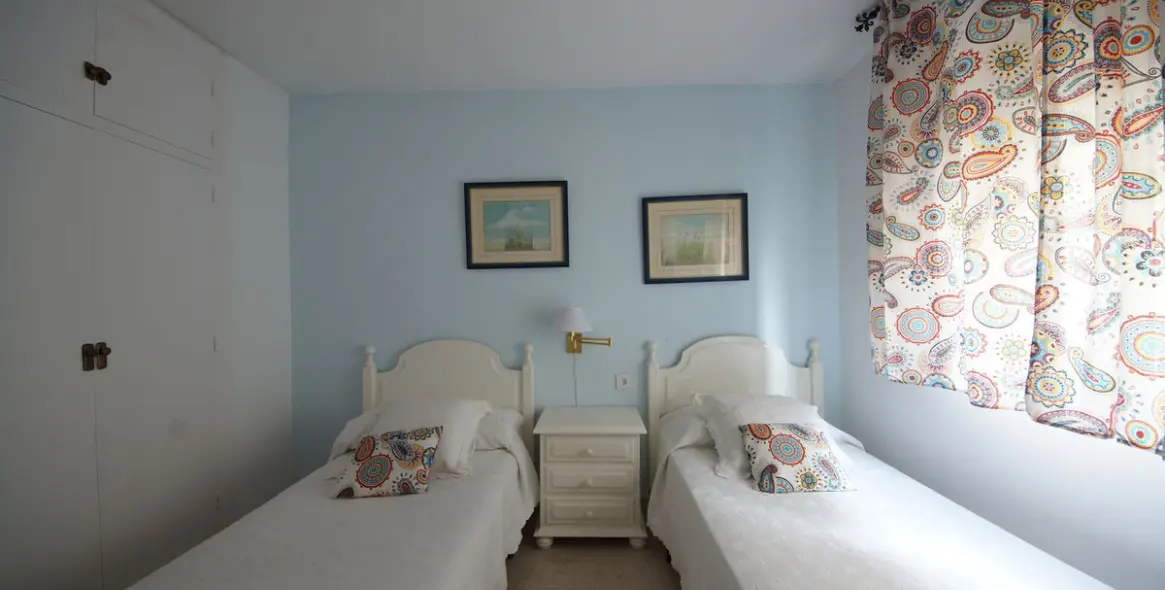 Long-term rent of middle floor apartment in San Pedro de Alcántara 3