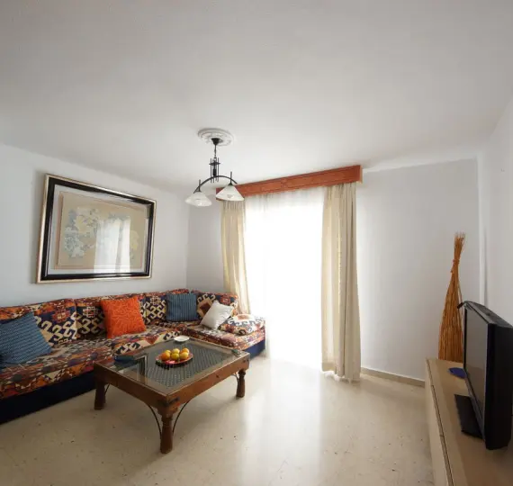 Long-term rent of middle floor apartment in San Pedro de Alcántara
