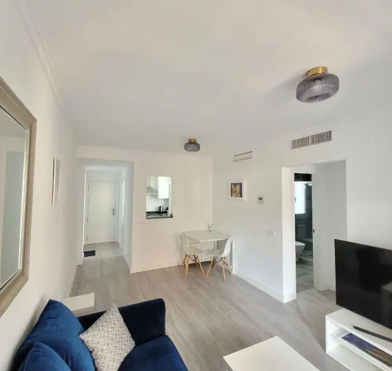 Long-term rent of middle floor apartment in Málaga