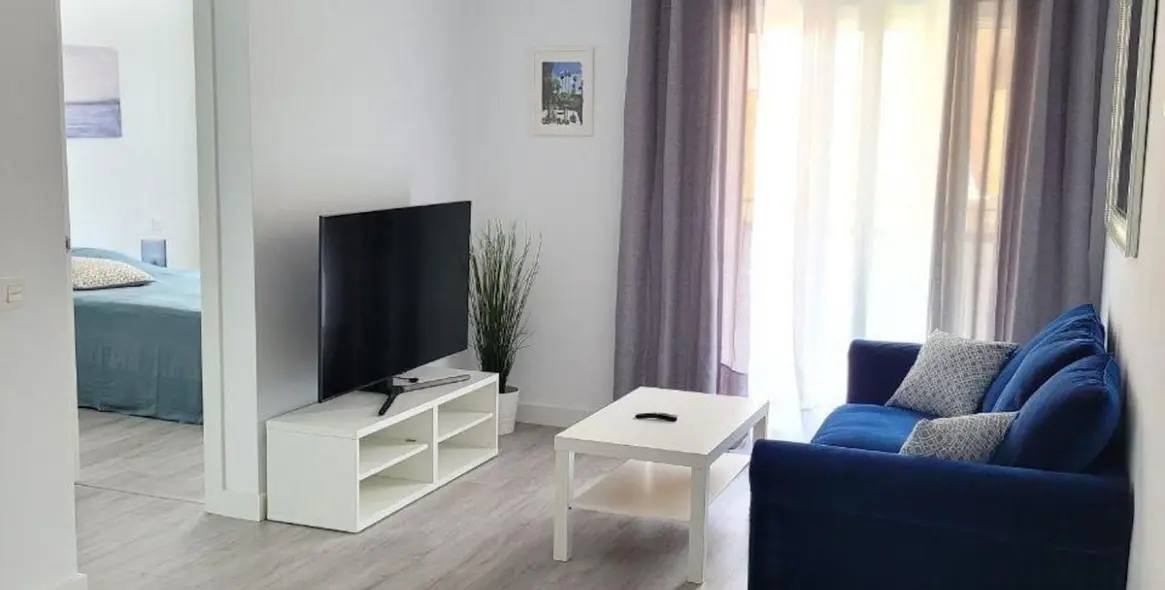 Long-term rent of middle floor apartment in Málaga 2