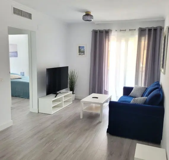 Long-term rent of middle floor apartment in Málaga