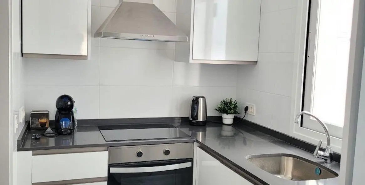 Long-term rent of middle floor apartment in Málaga 3