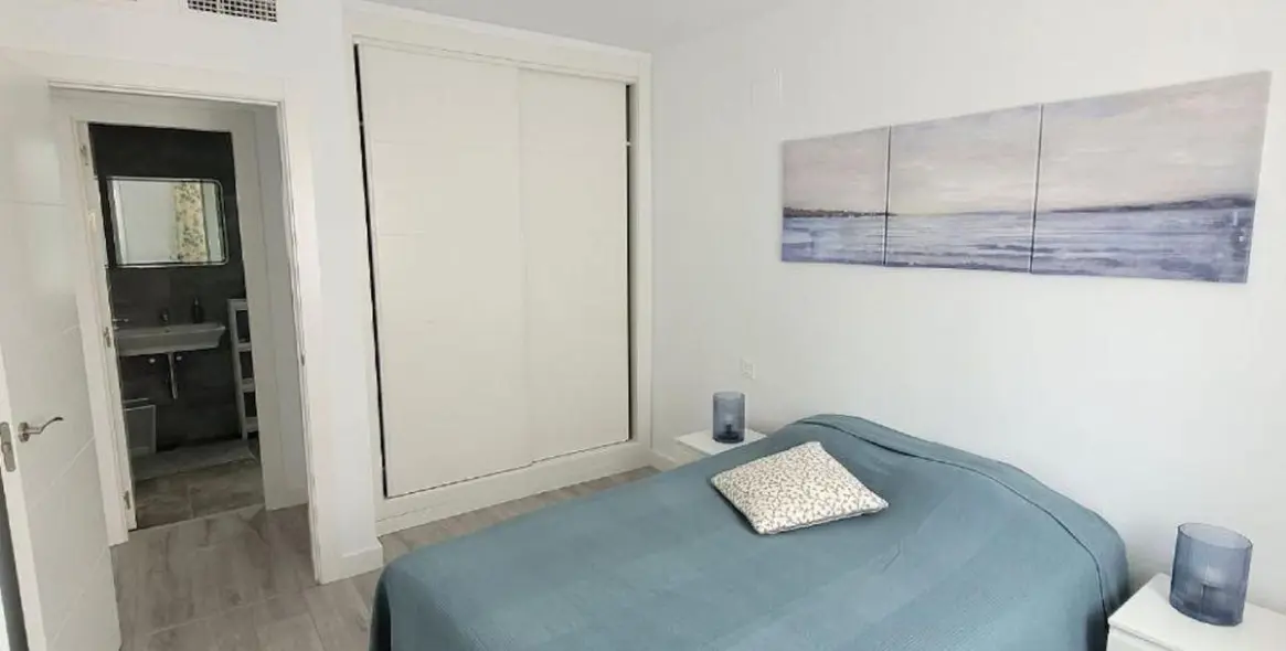 Long-term rent of middle floor apartment in Málaga 5