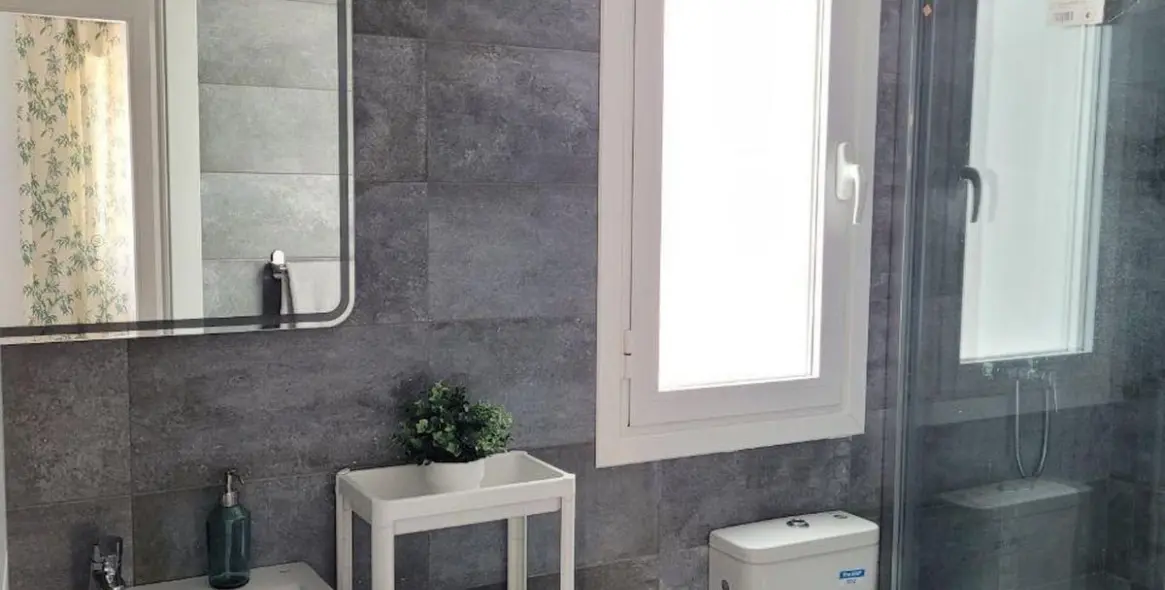 Long-term rent of middle floor apartment in Málaga 7