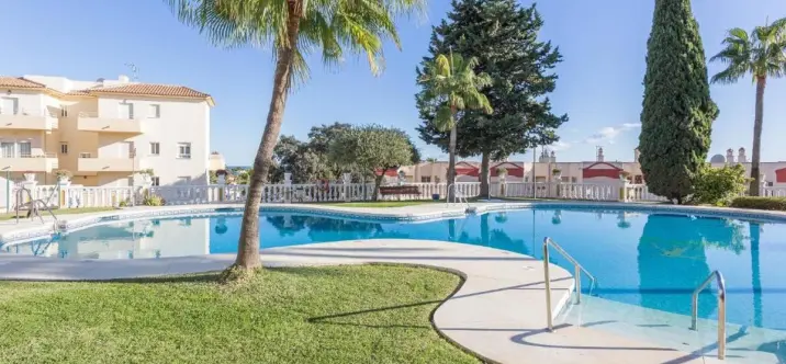 Short-term rent of ground floor apartment in Riviera del Sol 0