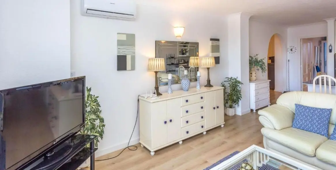 Short-term rent of ground floor apartment in Riviera del Sol 10