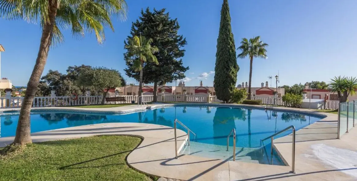 Short-term rent of ground floor apartment in Riviera del Sol 20