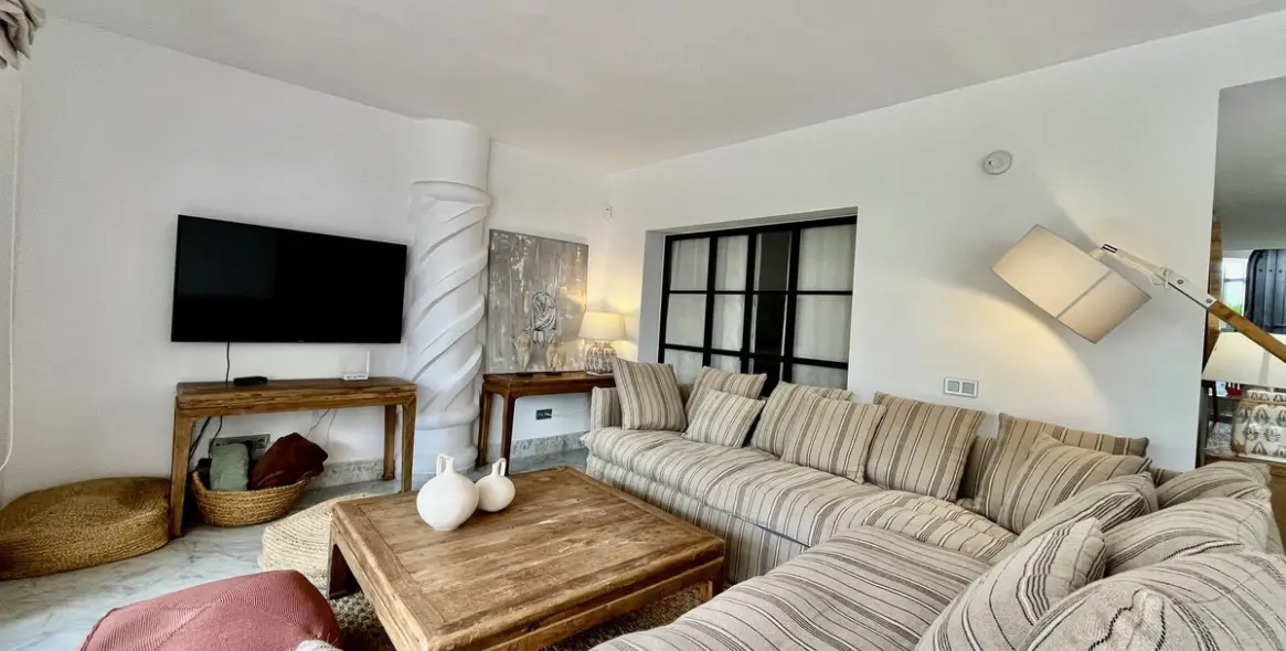 Краткосрочная аренда таунхауса в Bahía de Marbella 6