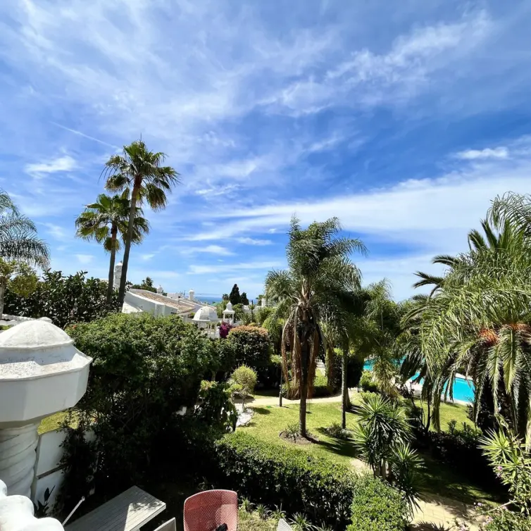 Alquiler a largo plazo de adosado en Bahía de Marbella