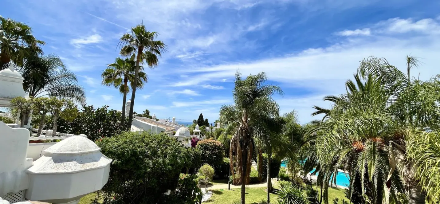 Alquiler a largo plazo de adosado en Bahía de Marbella 0