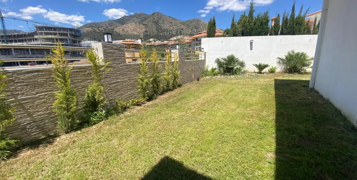 Краткосрочная аренда дома на две семьи в Fuengirola 28