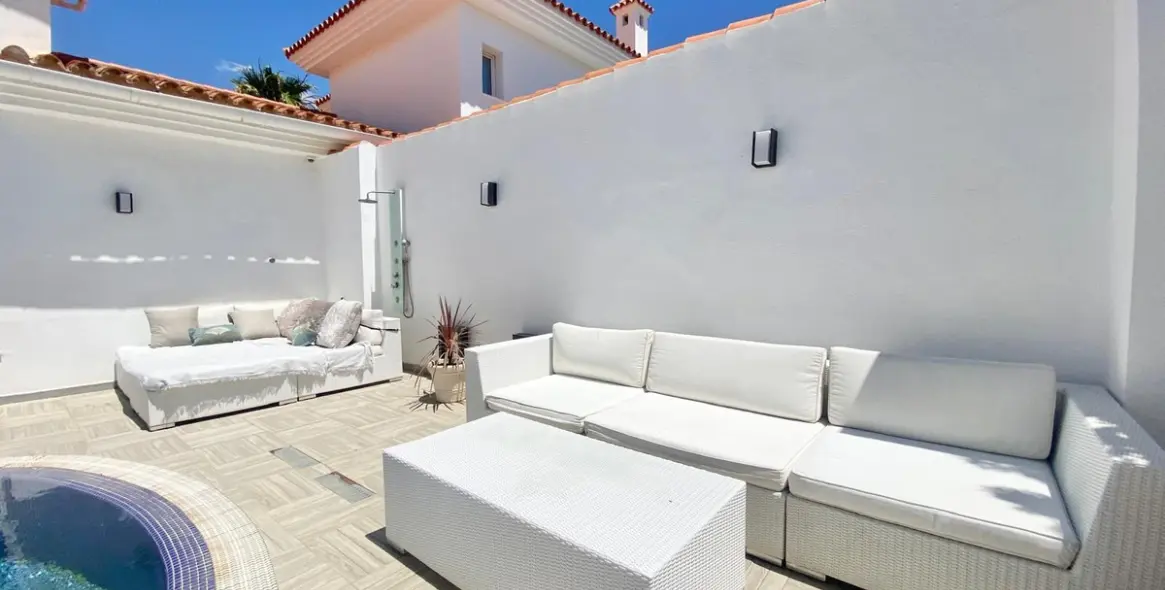 Краткосрочная аренда дома на две семьи в Fuengirola 31
