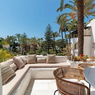 Short-term rent of middle floor apartment in Puerto Banús