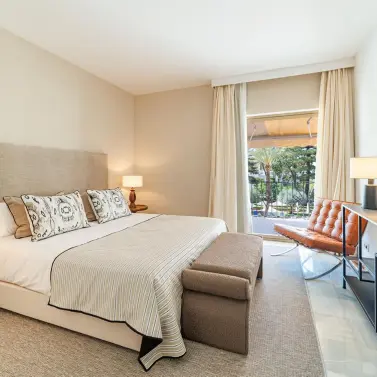 Short-term rent of middle floor apartment in Puerto Banús