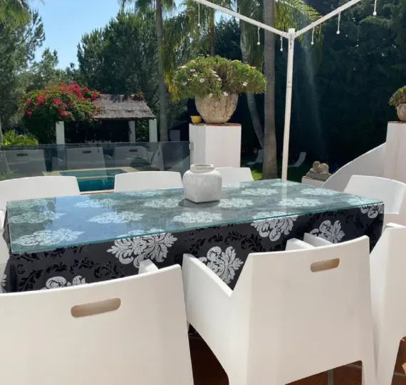 Long-term rent of detached villa in New Golden Mile