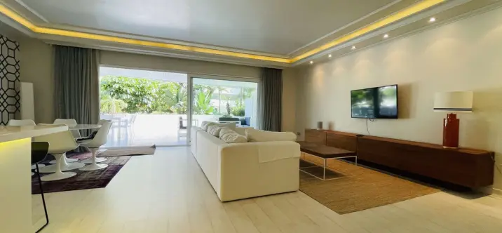 Short-term rent of ground floor apartment in Puerto Banús 3