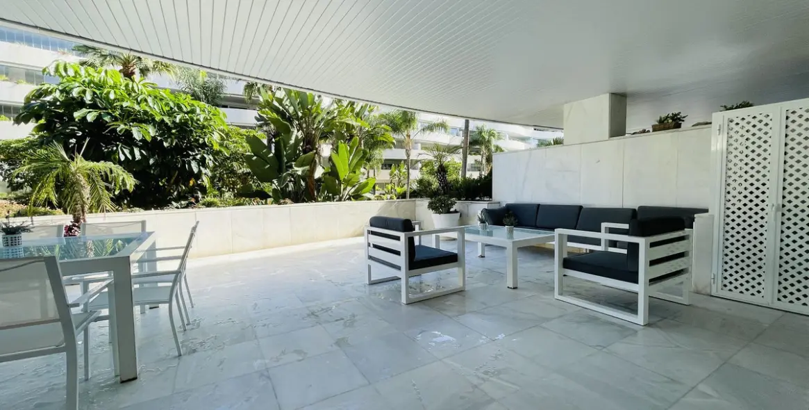 Short-term rent of ground floor apartment in Puerto Banús 16