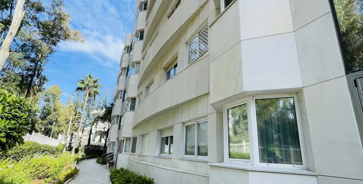 Short-term rent of ground floor apartment in Puerto Banús 17