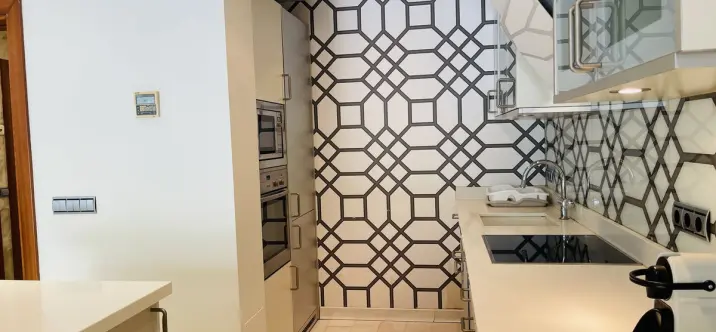 Long-term rent of ground floor apartment in Puerto Banús 4