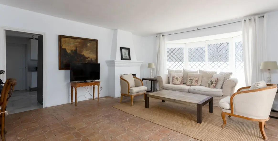 Short-term rent of detached villa in Guadalmina Baja 4