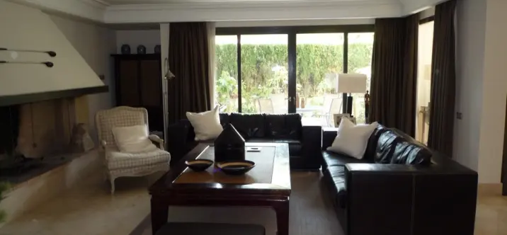 Short-term rent of ground floor apartment in Los Monteros 2