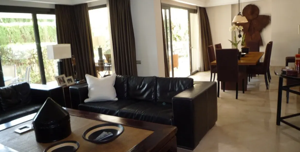 Alquiler a corto plazo de apartamento en planta baja en Los Monteros 7