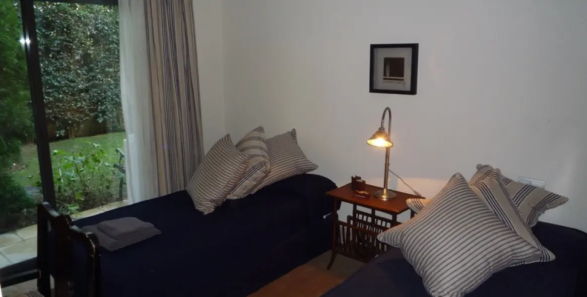 Short-term rent of ground floor apartment in Los Monteros 21